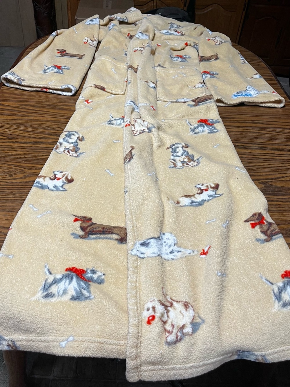 Snuggie Plush Beige Dog-Print 71”x54”